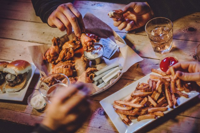 Loosey's Chicken Wings